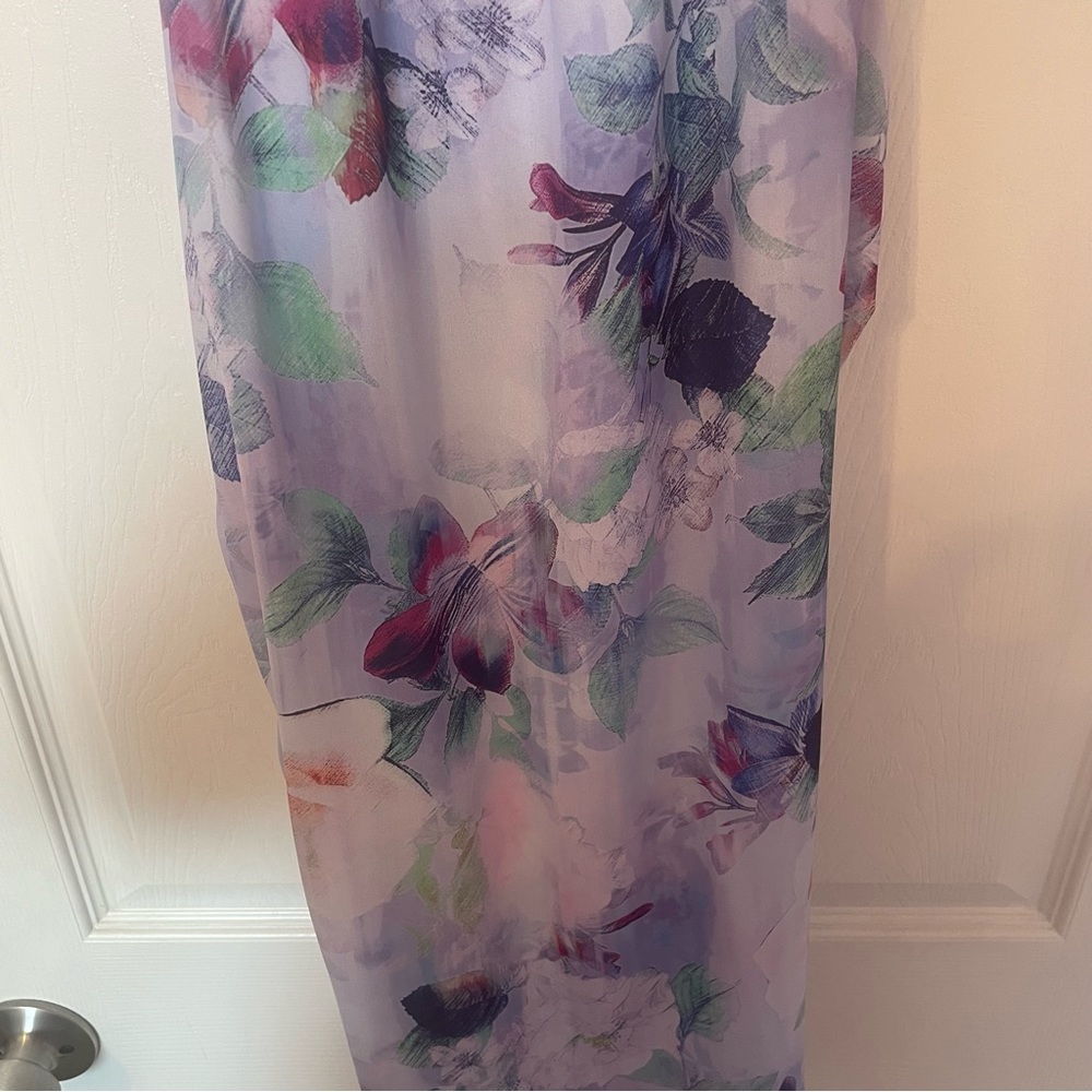 Floral Cold Shoulder Top with Fitted Wrists - Picture 2 of 12